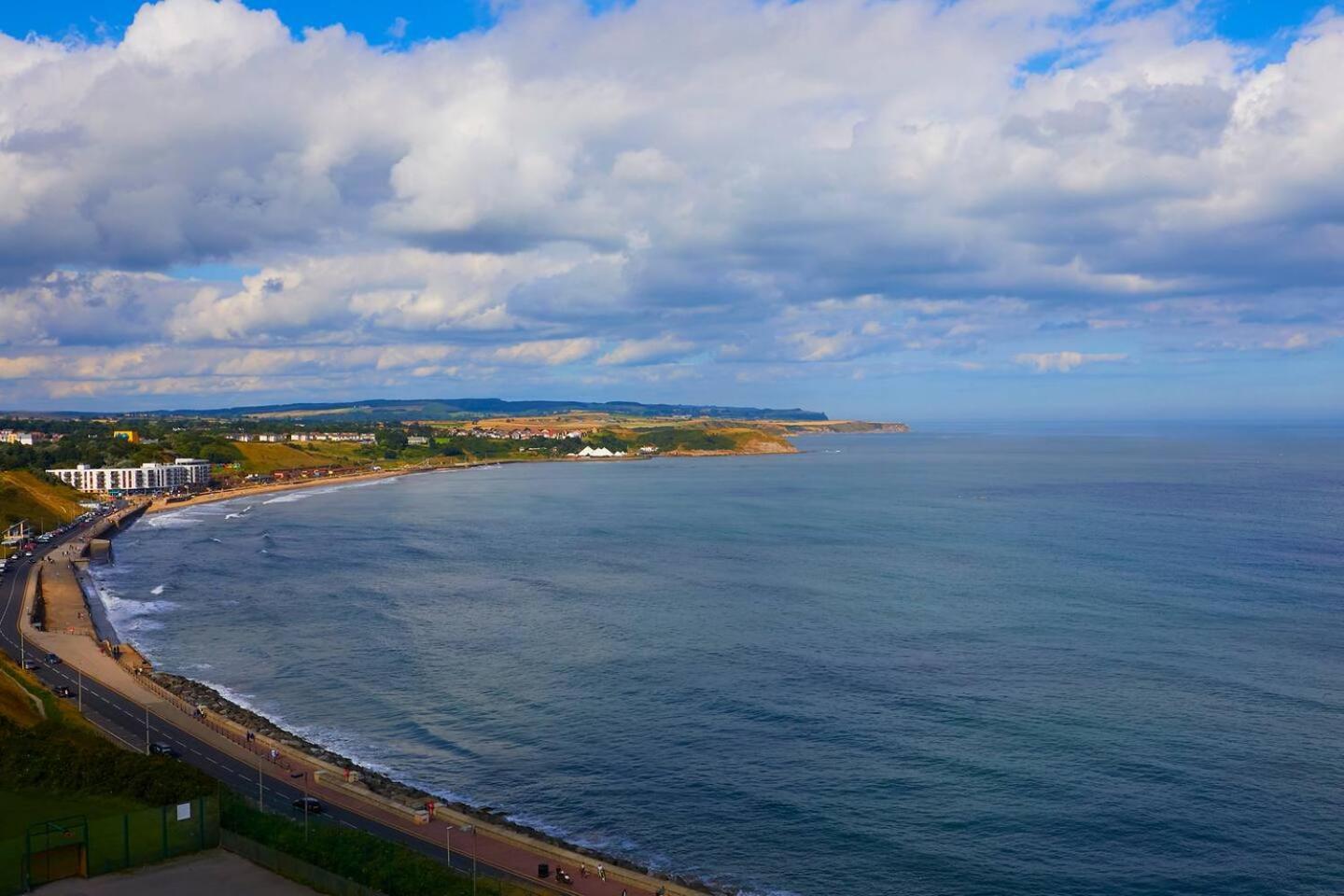 Seascape - Fantastic Location With Sea Views! Scarborough Exterior foto